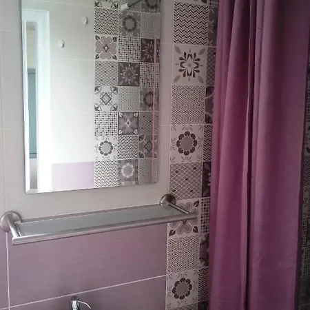 Διαμέρισμα Ohrazenice 103 *